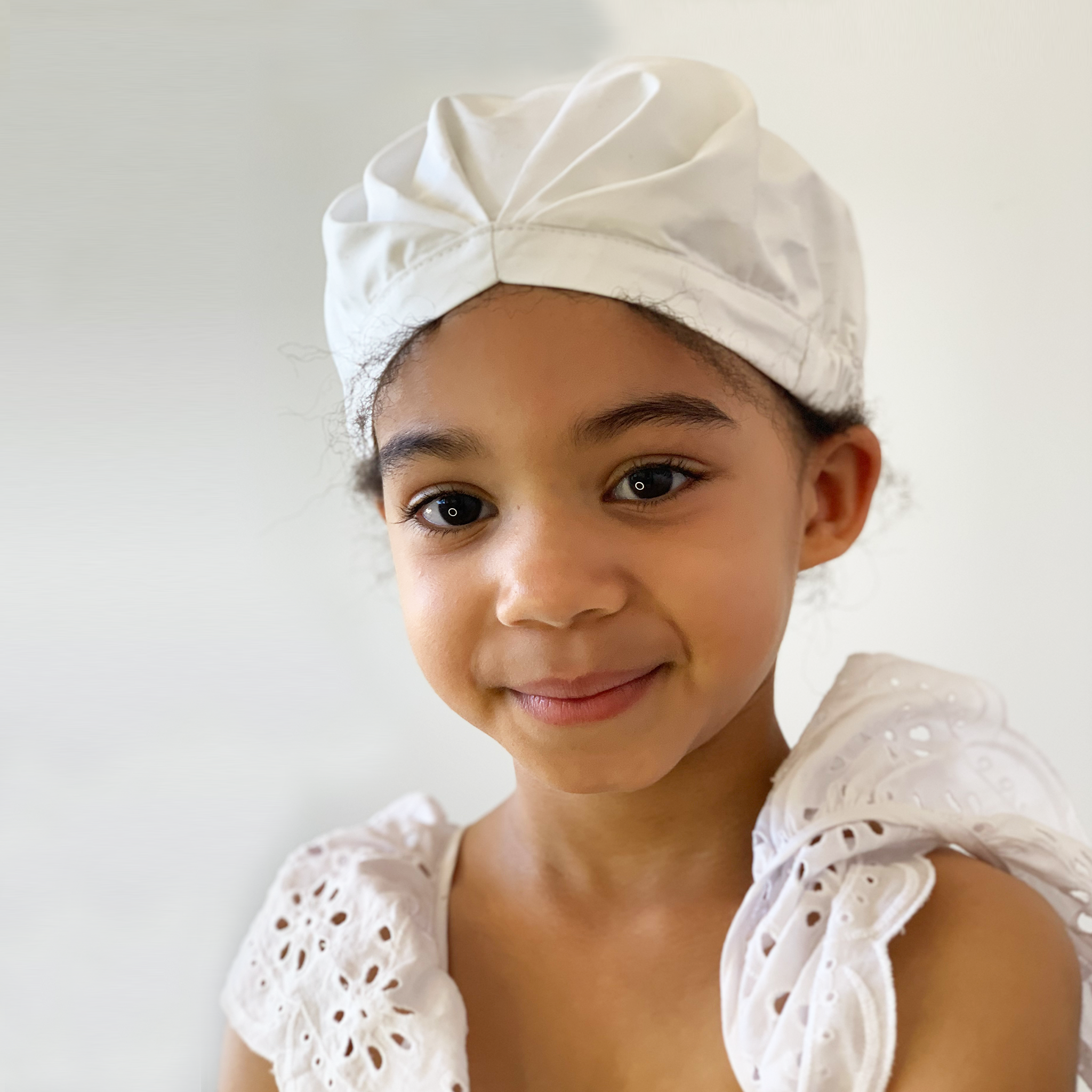 KIDS SHOWER CAP - WHITE LIGHT
