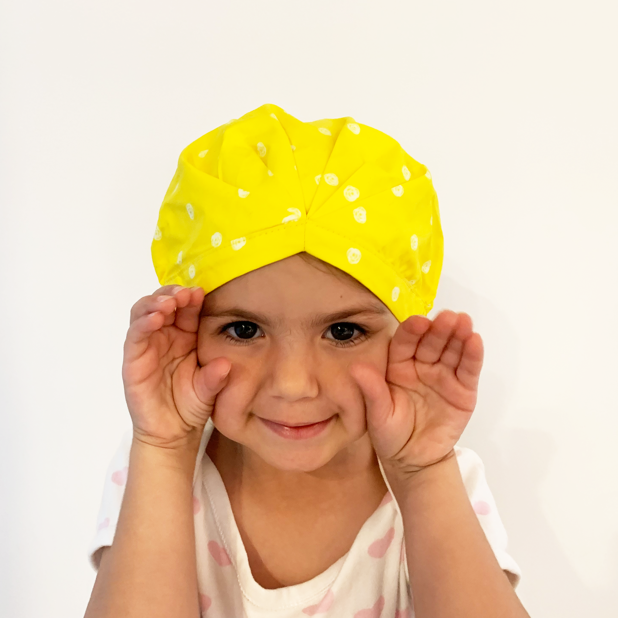 KIDS SHOWER CAP - DOTTY OR SPOTTY YELLOW