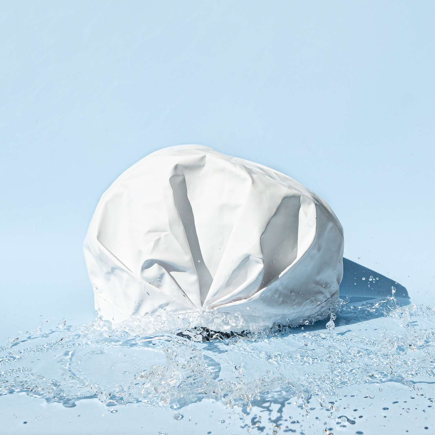 SHOWER CAP - WHITE LIGHT