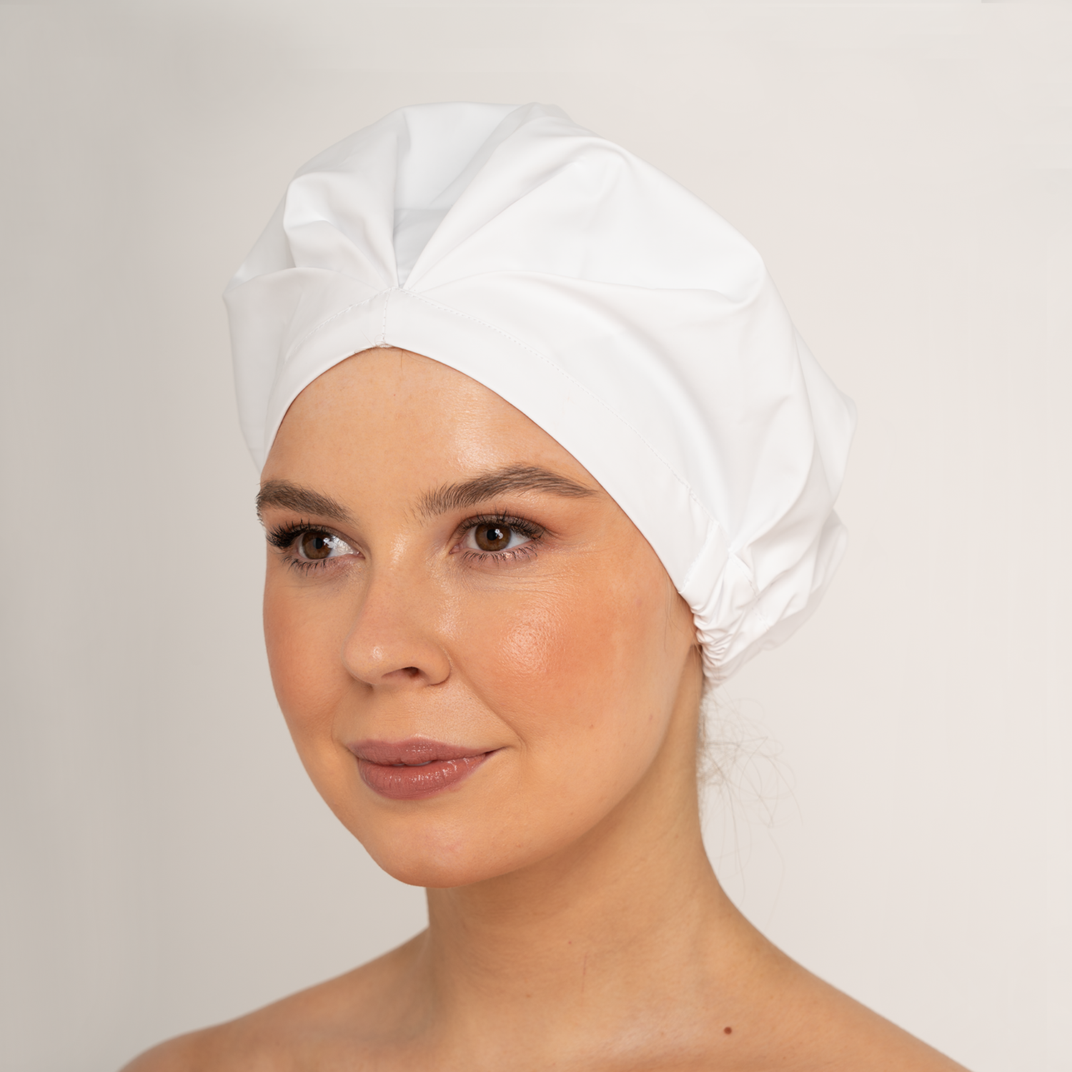 SHOWER CAP - WHITE LIGHT