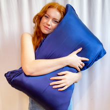 Load image into Gallery viewer, Navy ‘Sleepy Head’ Silk Pillowcase
