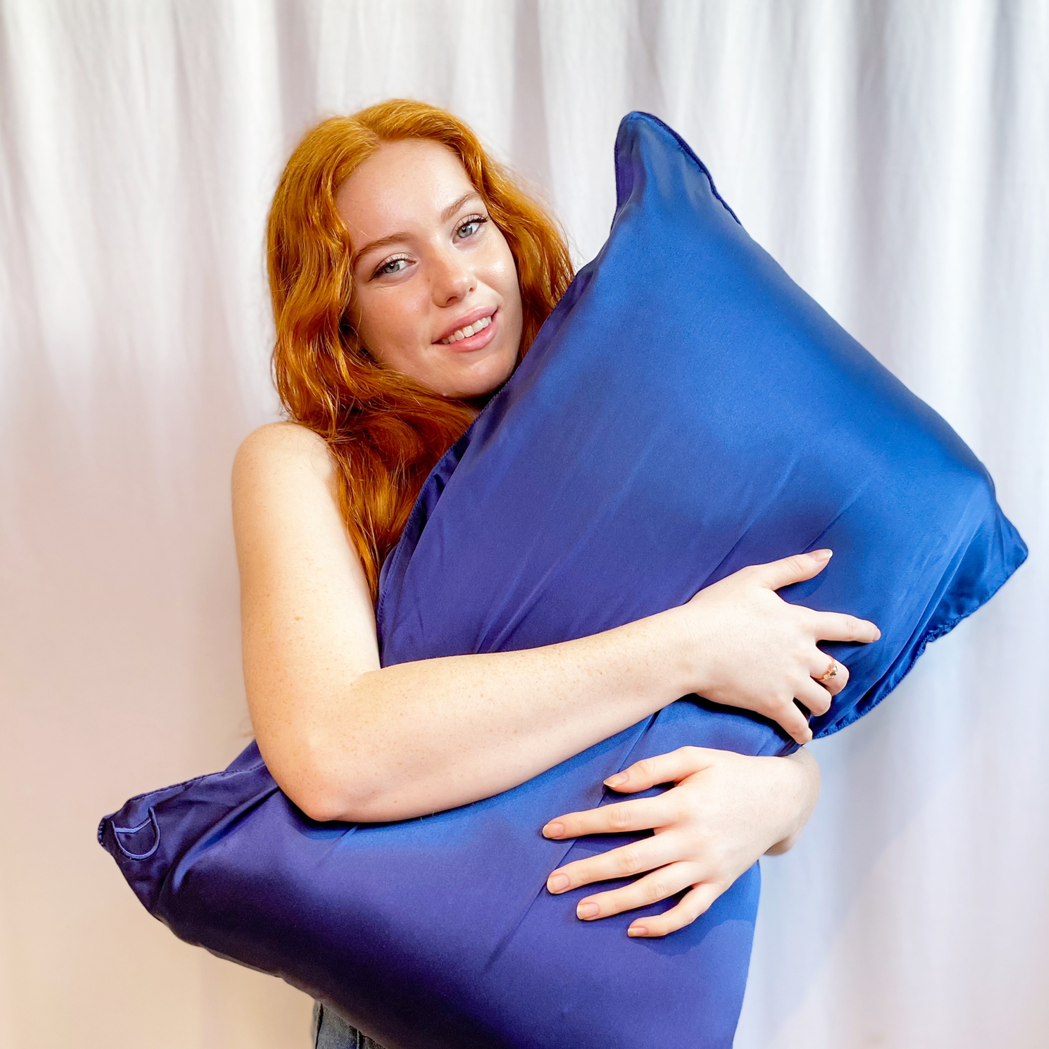 SILK PILLOWCASE - NAVY
