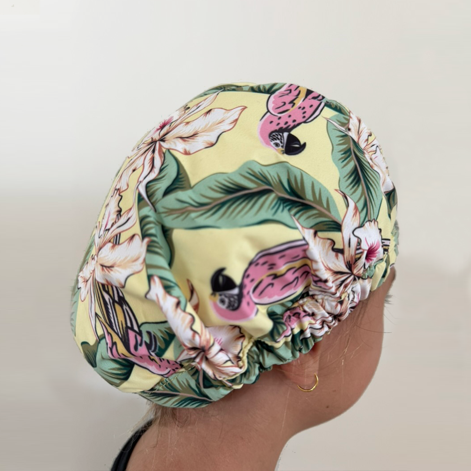 KIDS SHOWER CAP -  HAWAIIAN TROPICS 💛 NEW!!