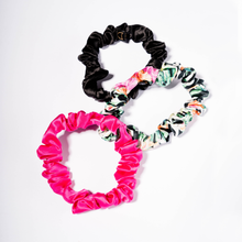 Load image into Gallery viewer, &#39;The Middy Mix Print 3 Pack’ aka SITTING ON THE FENCE SCRUNCHIE SET
